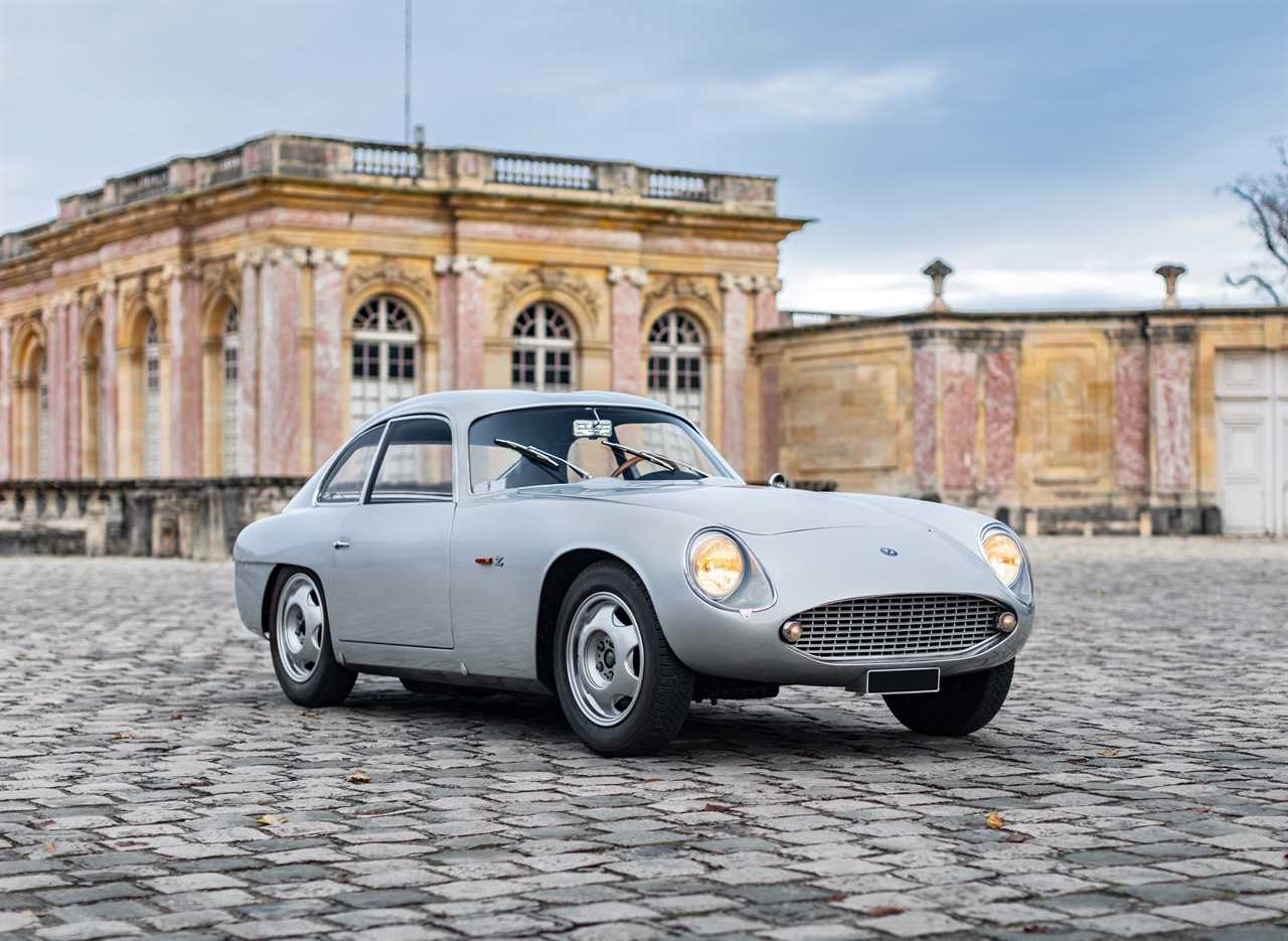 Stunning early consignments, Louvre location, headline RM Sotheby’s Paris Auction