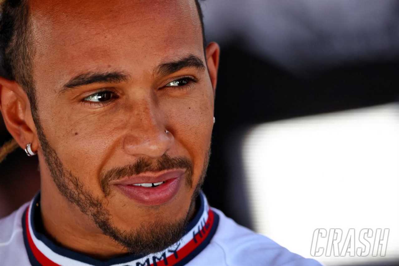 Lewis Hamilton reveals he secretly plays Gran Turismo against members of the public - and it isn't going well |  F1