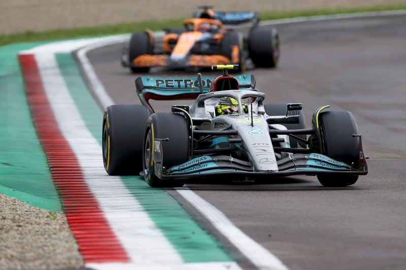 Hamilton Hoping McLaren, Alpine can Join Front-of-the-Field Battle in 2023