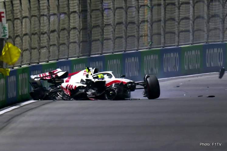 mick schumacher f1 saudi grand prix horrible crash