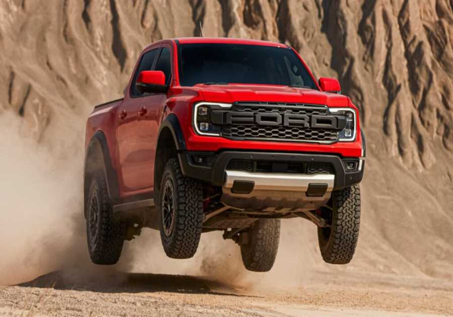 2023 Ford Ranger Raptor First Look: Midsize Truck, Full-Size Aggro