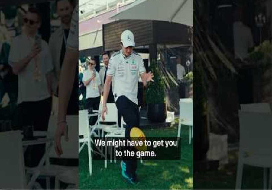 Kimi Antonelli learns how to play Aussie Rules! 🙌