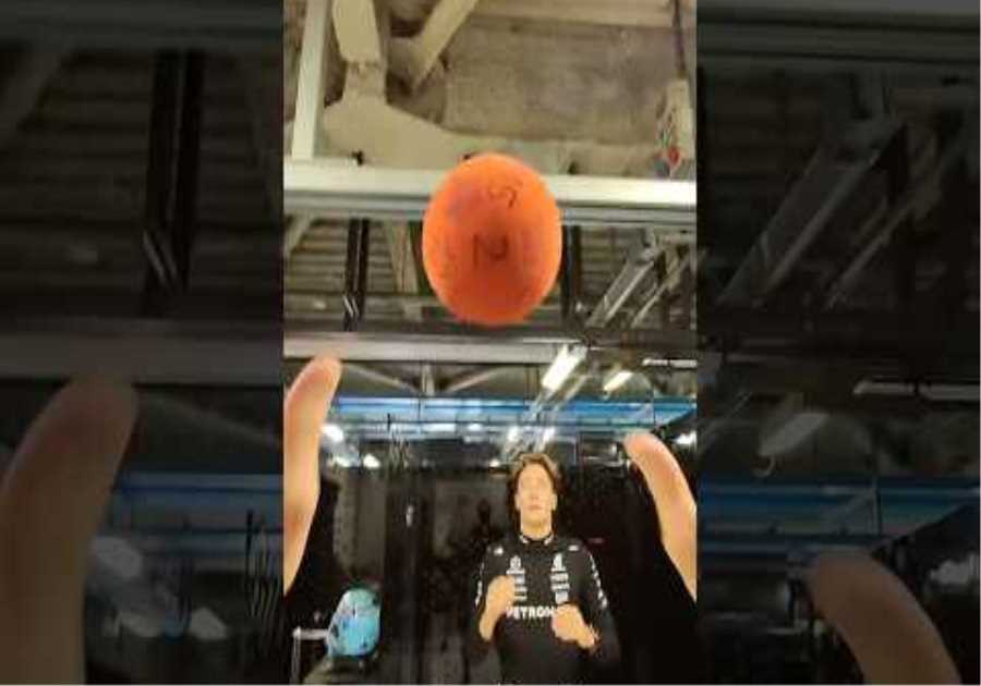POV: You’re Warming up with George 🏋️💪