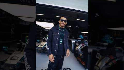 When UFC meets F1! 👊 Carlos Prates in Brasil #f1 #mercedesf1 #brasilgp