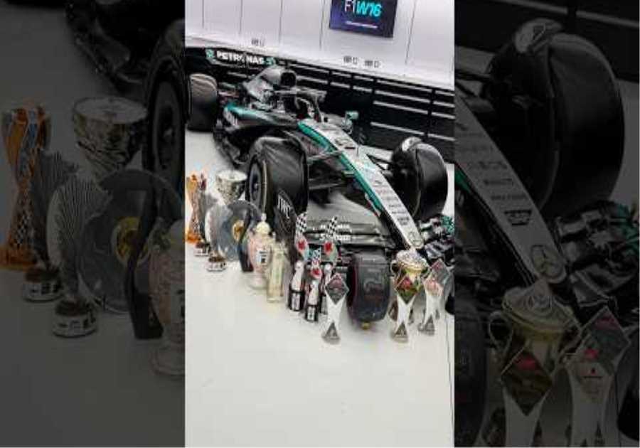 One last moment of appreciation for our W16 🩶🖤 #f1 #formula1 #mercedesf1