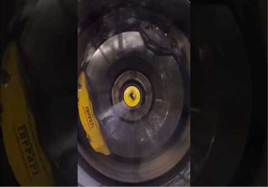 Pure presence. #FerrariF80 #FerrariSupercars #Ferrari