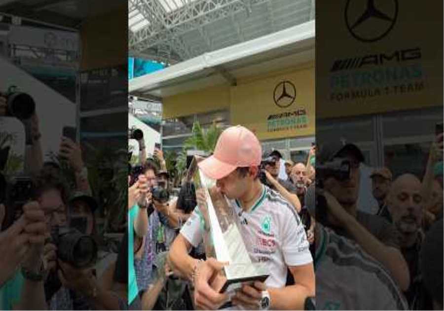 Kimi can’t escape the champagne