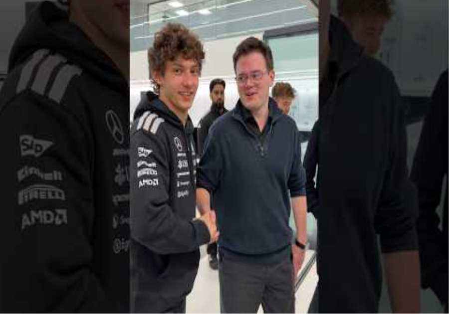 Kimi shows his appreciation to the Teams at Brackley and Brixworth #MercedesAMGF1 #F1 #KimiAntonelli