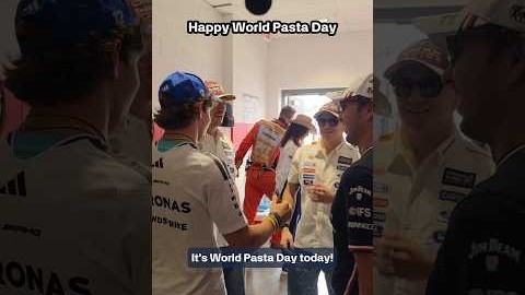 Happy world pasta day to all who celebrate 🍝🇮🇹