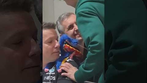 Bono got him good 😅 #f1shorts #mercedesf1 #kimiantonelli