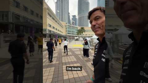 I'm back 😎 The Boss is ready to go racing again in Sepang! #f1 #mercedesf1 #totowolff