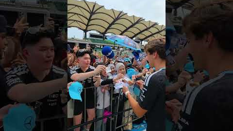 Everyone liked that 🩵 Malaysia loved George 🙏 #mercedesf1 #georgerussell #f1