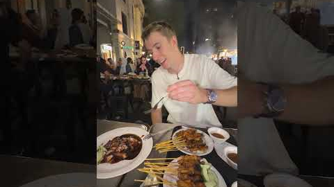 Hitting up Singapore for some tasty street food with Fred 😋🇸🇬 #mercedesf1 #f1 #foodie
